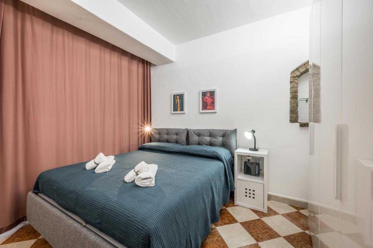 Casa Camilla - Arty Suite Nel Centro Storico Parma Buitenkant foto